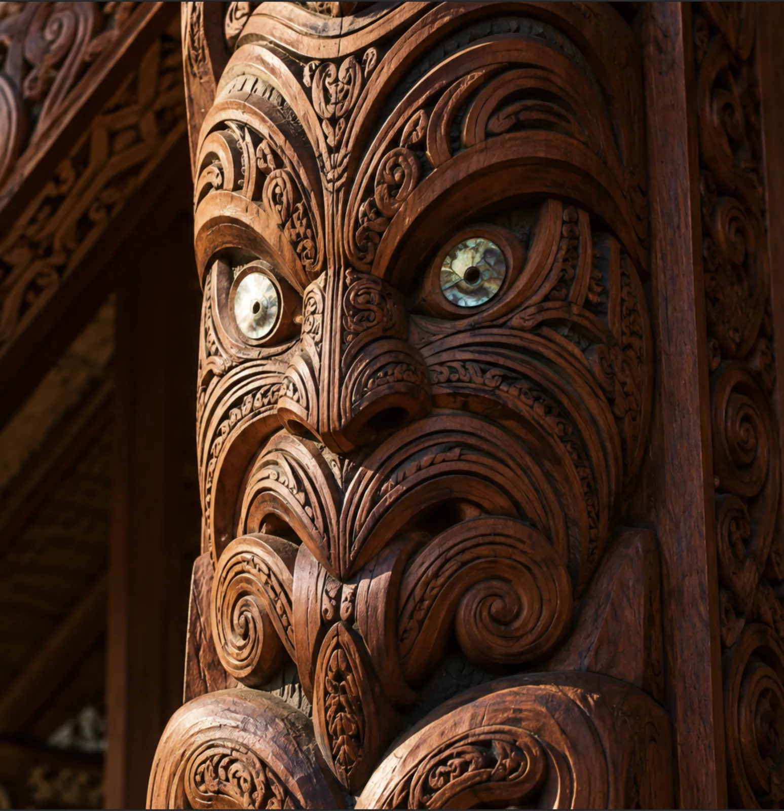 Māori whakairo carving representing Te Ao Māori within the UPUTĀUA supervision approach